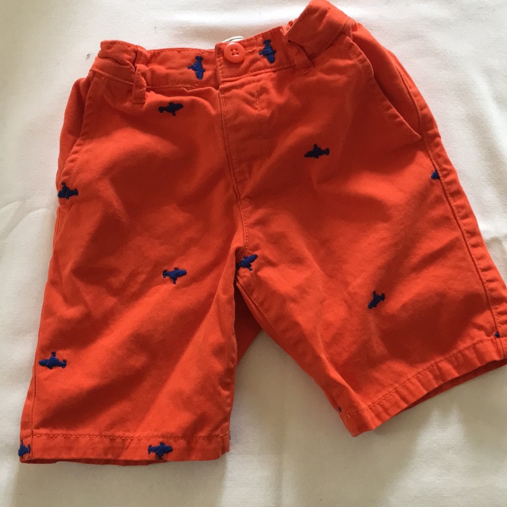 Children’s Place submarine patterned orange shorts